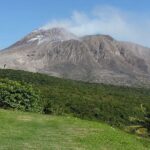 Letusan Gunung Soufrière Hills Montserrat 1995 Yang Merusak Sebagian Besar Pulau