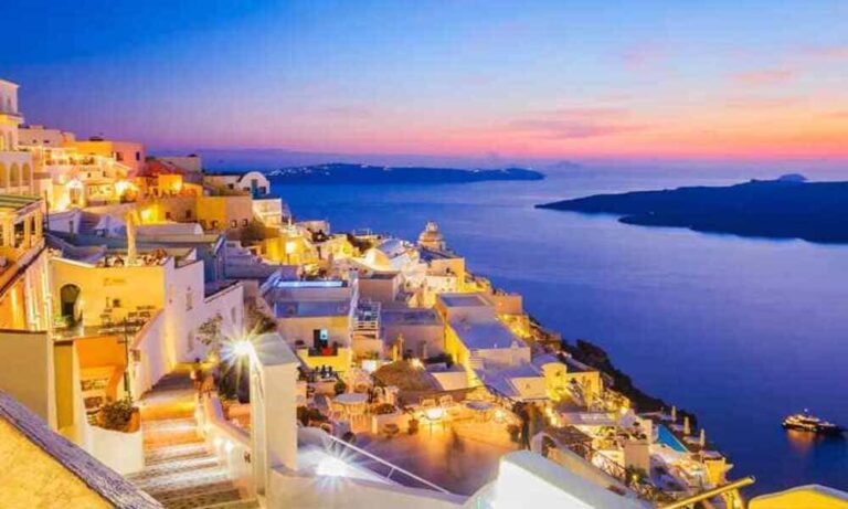 Santorini Yunani Keindahan Momen Matahari Terbenam Dan Arsitektur Putih Klasik